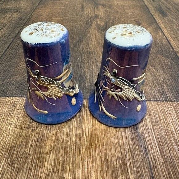 Vintage South Dakota Mt Rushmore Black Hills Salt and Pepper Shaker Set - Picture 4 of 7